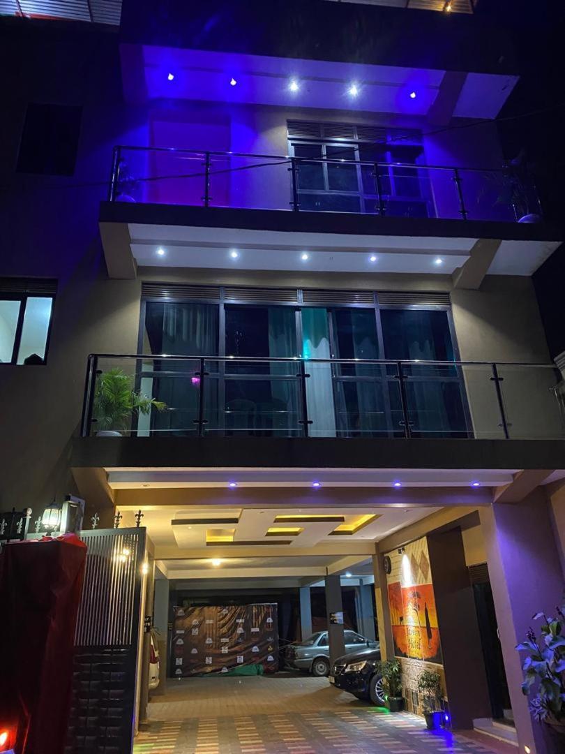 Javelin Hotel , Kampala, Uganda Tula Extérieur photo